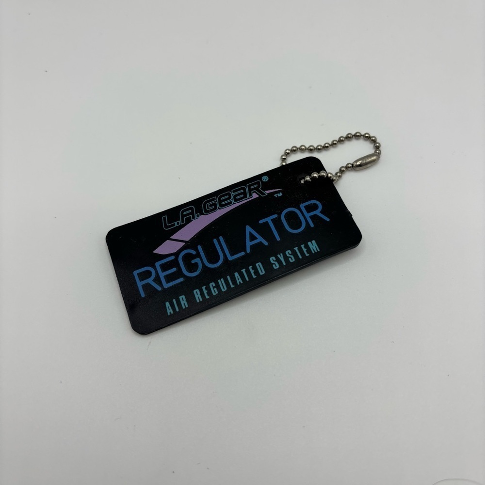 VINTAGE L.A.GEAR REGULATOR, AIR REGULATED SYSTEM, KEY CHAIN